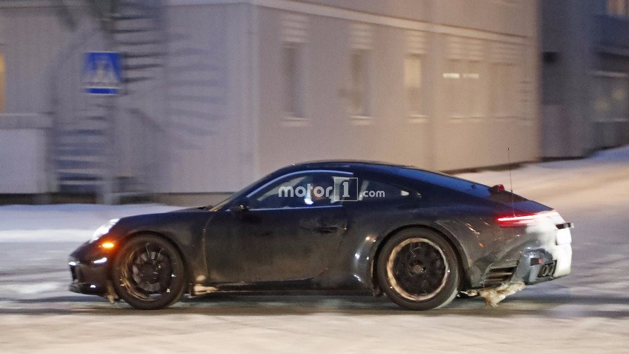 2019 Porsche 911 spy shot