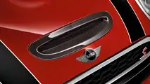 Minis with John Cooper Works accessories
