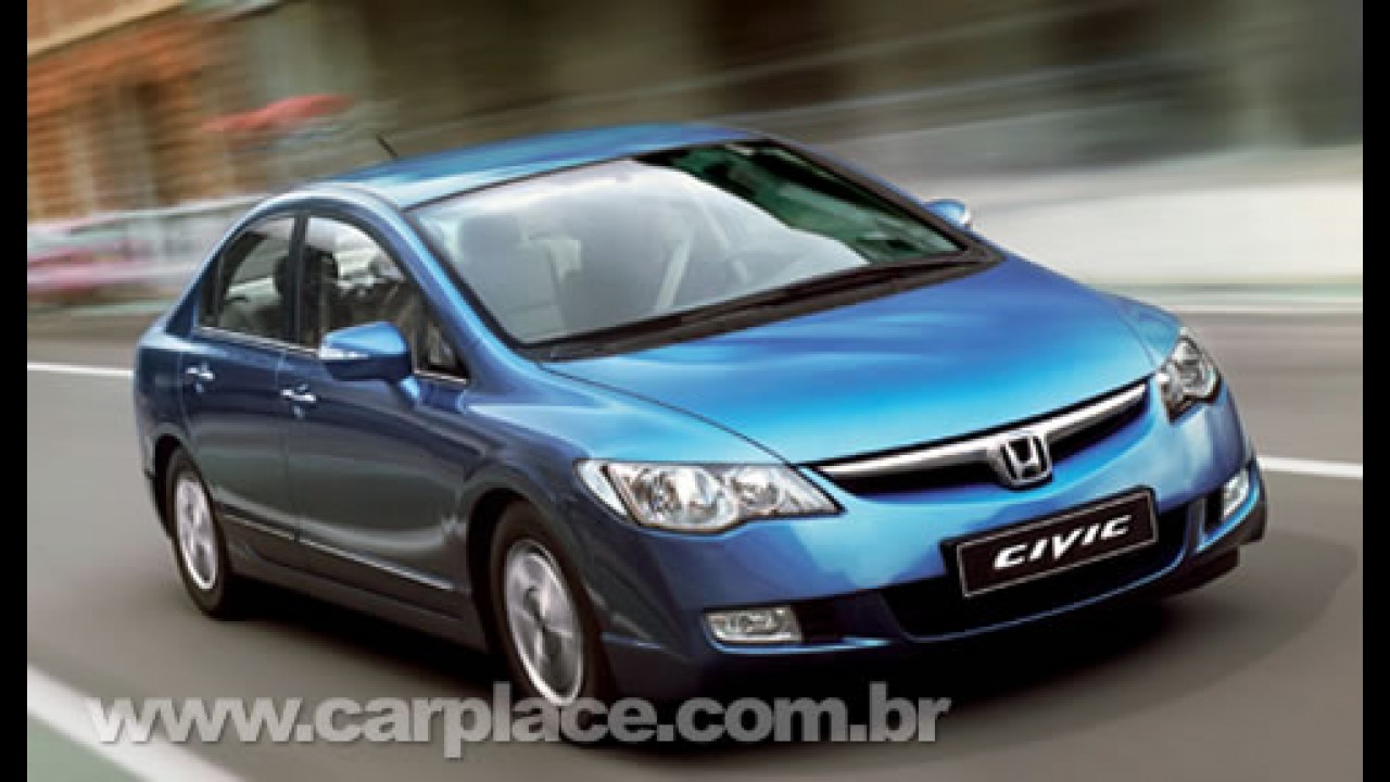 Honda New Civic híbrido tem dianteira e traseira com visual diferente na Itália