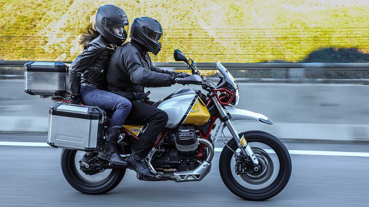 2019 Moto Guzzi V85 TT