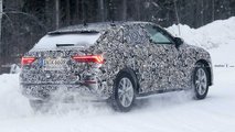 Audi Q4, le nuove foto spia