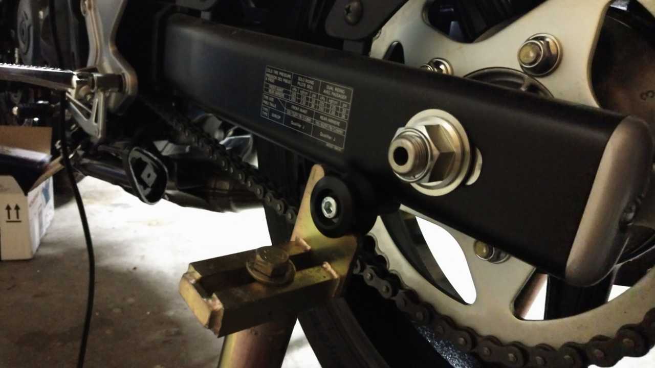 Swingarm Sliders