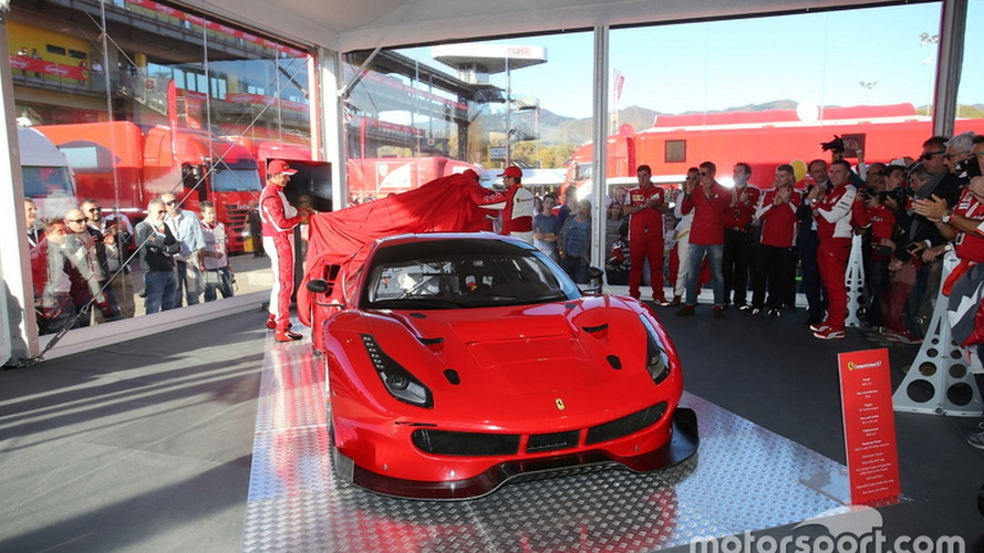 Ferrari 488 GTE ve 488 GT3 tanıtıldı