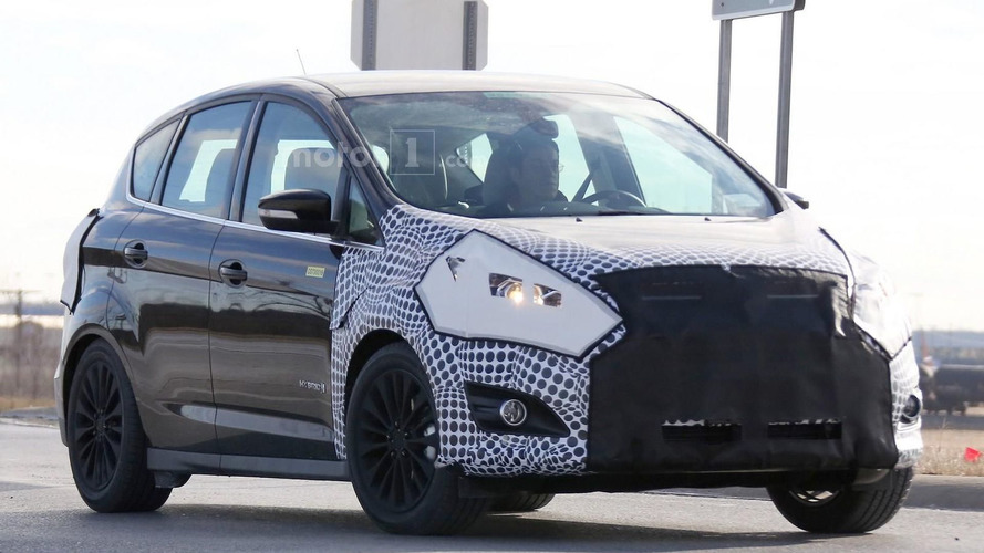 Ford C-Max casus fotoğrafları