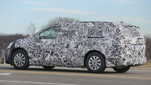2017 Chrysler Town & Country spy photo