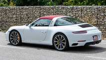 2016 Porsche 911 facelift spy photo