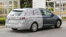 2016 Opel Astra Sports Tourer spy photo