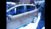 Ford B-Max vista da vicino al Salone di Ginevra