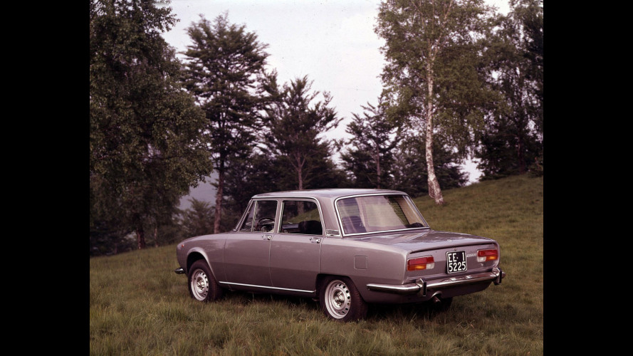 Alfa Romeo 2000 Berlina Foto Motor1 Com