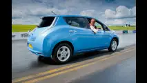 Nissan Leaf, record in retromarcia a Goodwood 2012