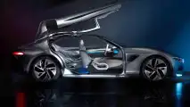 Pininfarina zeigt HK GT mit Flügeltüren