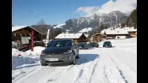Tesla Model S, 1000 km tra neve, autostrada e tante salite