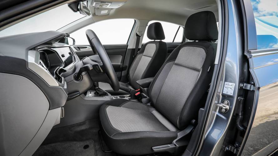 Comparativo Fiat Cronos x VW Virtus x Honda City