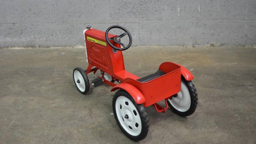 140 pedal cars going on auction