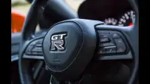 Nissan GT-R, la prova su strada