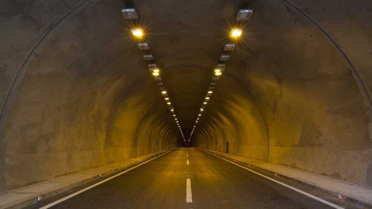 Tunnel