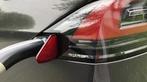 come si trasforma una Tesla in un ufficio