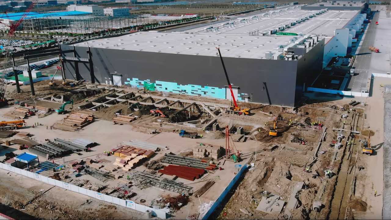 Tesla Gigafactory 3 (Source: Jason Yang)