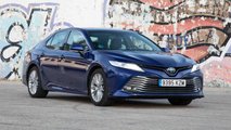 Toyota Camry Hybrid 220H, prueba