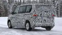 Volkswagen T7 Multivan, su strada la versione definitiva