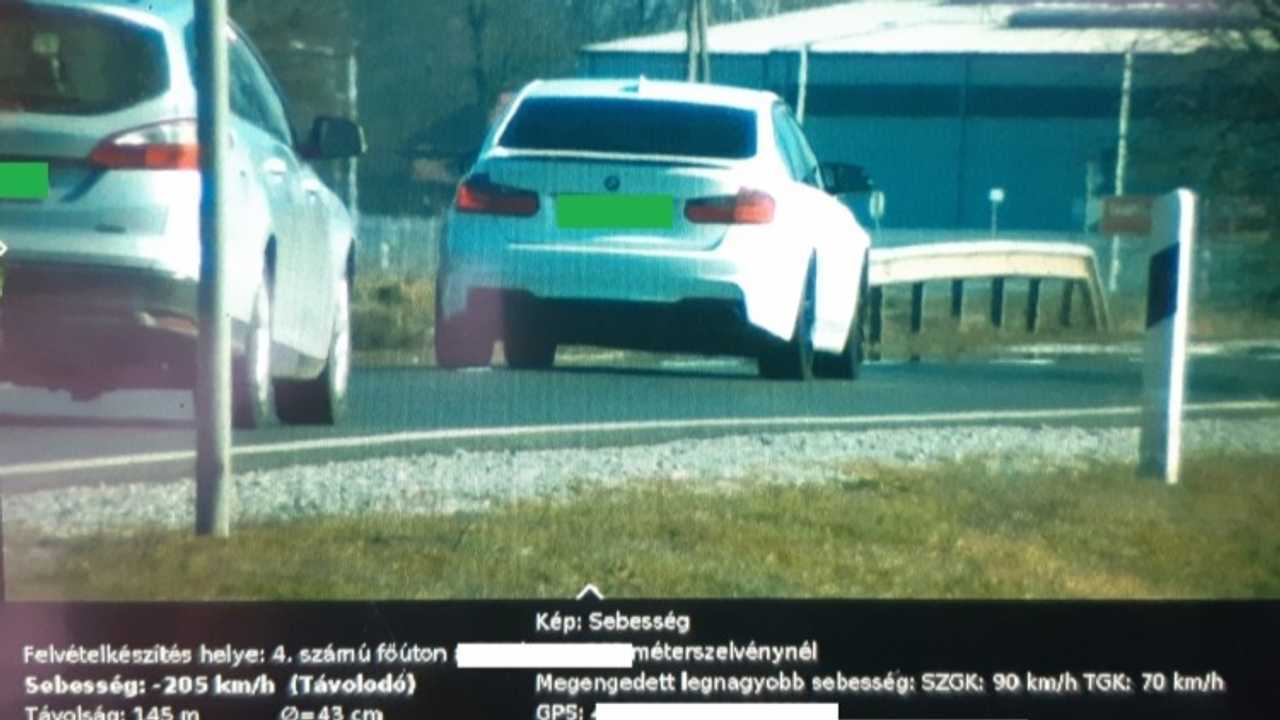 Gyorshajtás