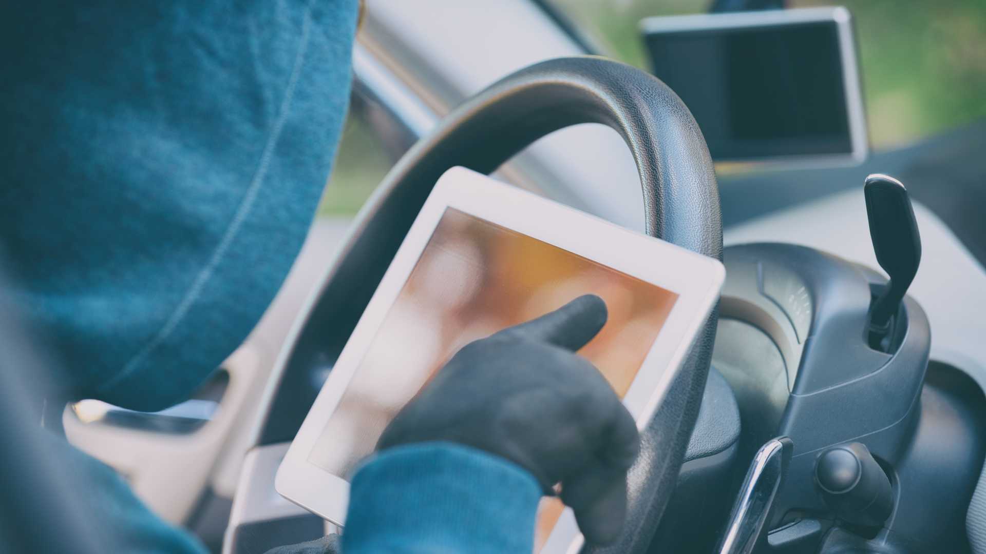 Vehicle tracking firm highlights the problem of keyless van theft