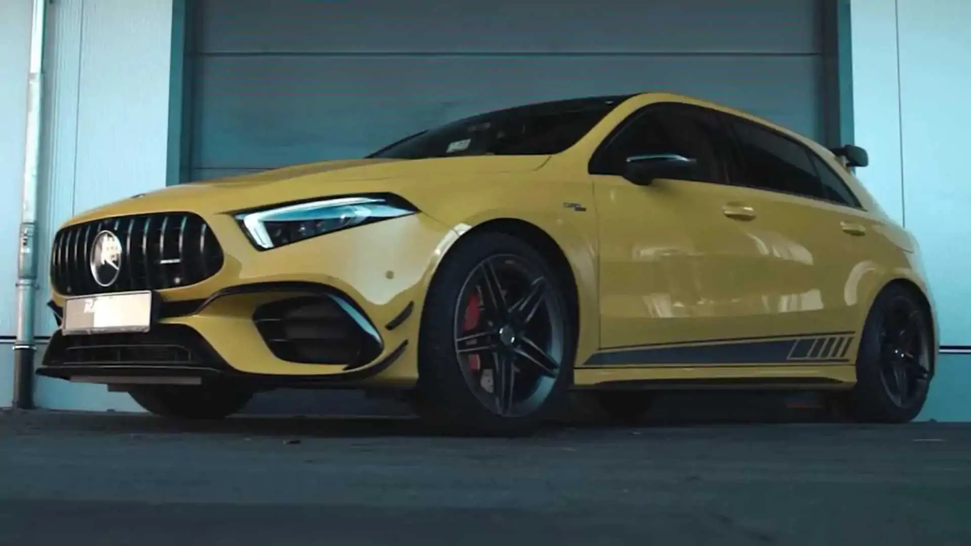Vídeo: este Mercedes-AMG A 45 S, de 491 CV, llega a la Autobahn