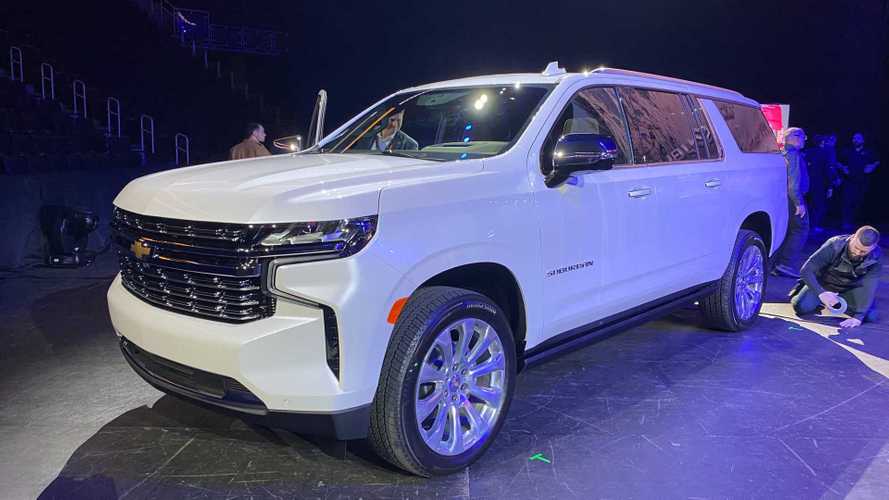 2021 Chevrolet Suburban | Motor1.com Photos 2021 Chevrolet Suburban | Motor1.com Photos