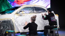 Lexus UX tatuado