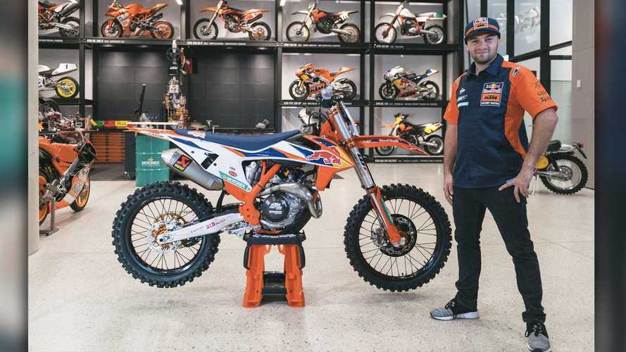 KTM Unveils New AMA Supercross-Inspired 450 SX-F Factory Edition