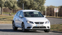 2016 SEAT crossover mule spy photo