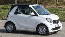 2016 Smart ForTwo Cabrio spy photo