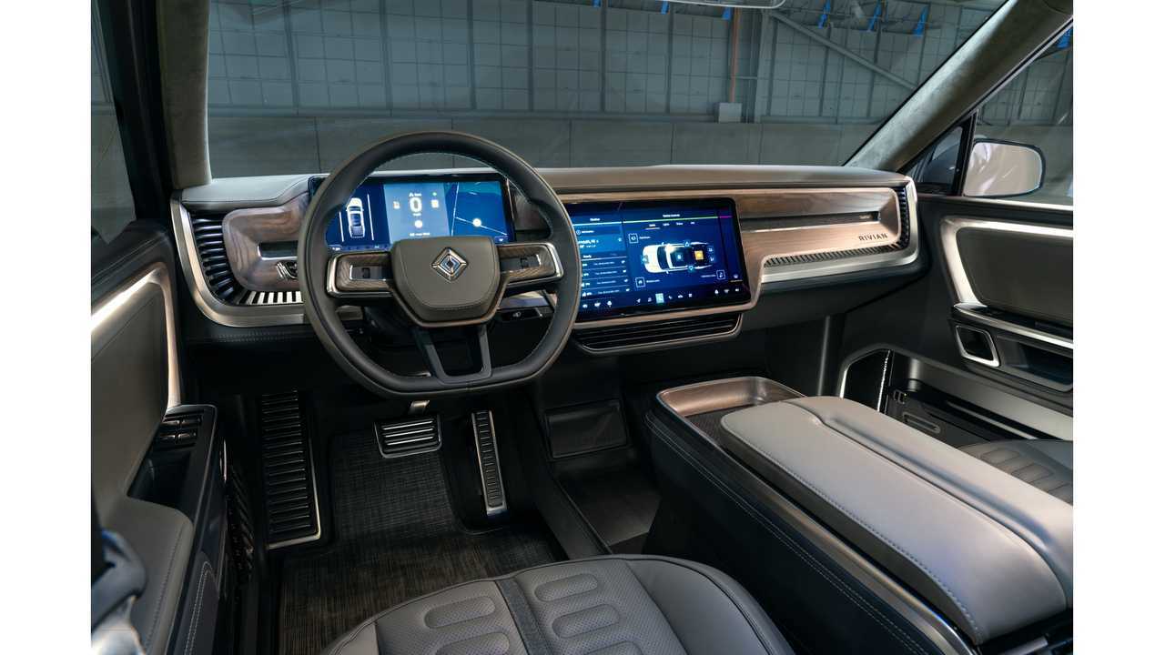 A. Rivian_R1T_Interior_Front | InsideEVs Photos