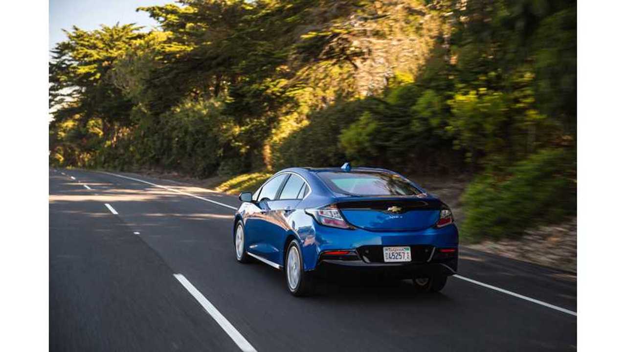 2017 Chevrolet Volt Performance Driving Review Video