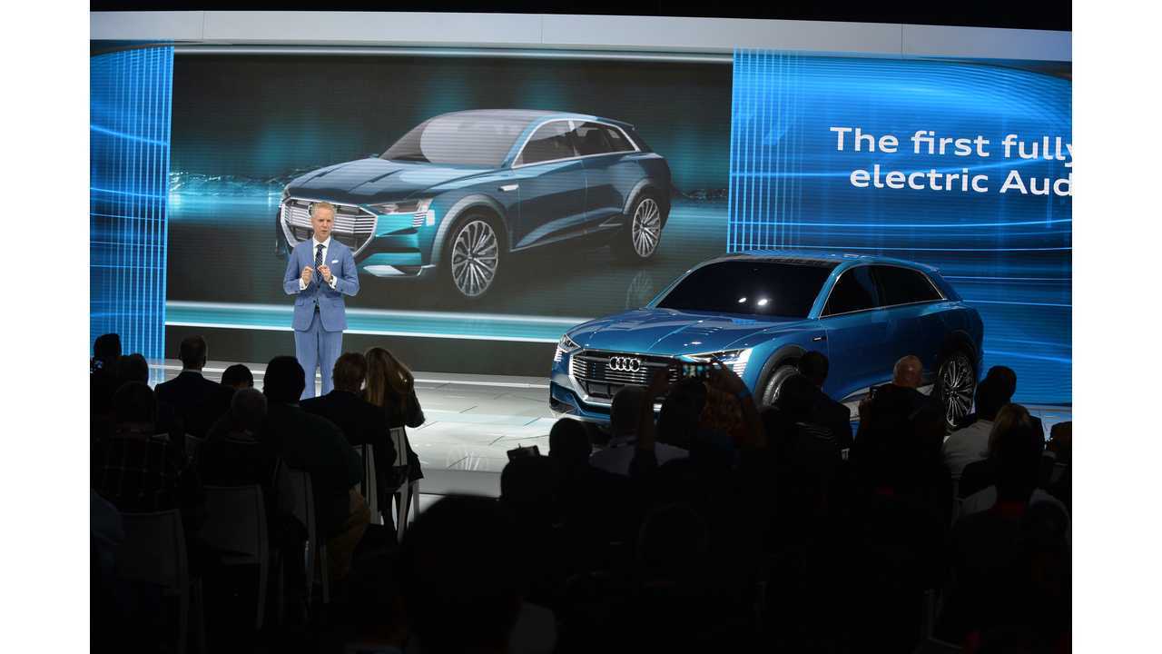 Audi Q6 e-tron at the 2015 Los Angeles Auto Show
