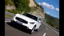 Infiniti FX30d - TEST 