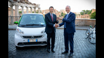 smart fortwo electric drive e smart ebike ad Ignazio Marino	  