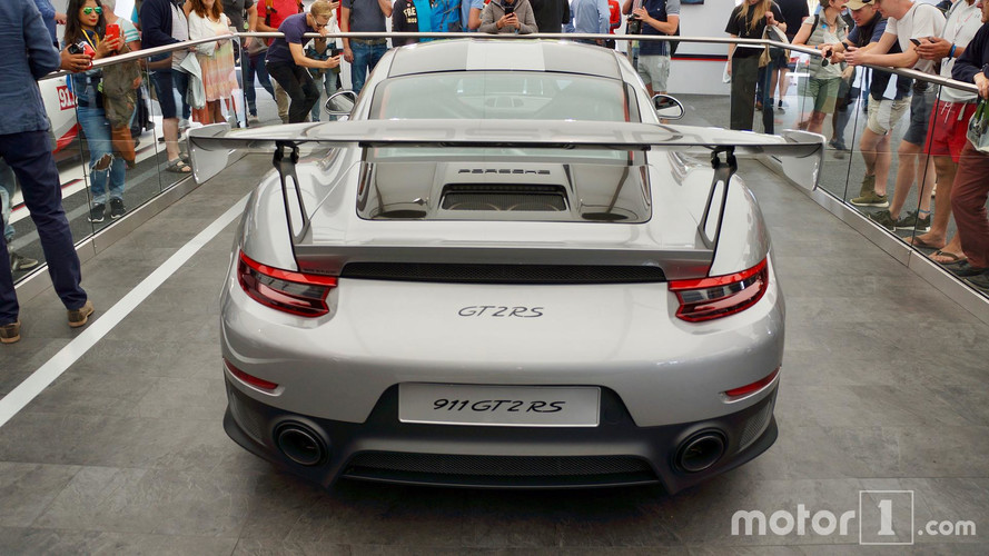 Porsche 911 GT2 RS Goodwood 2017