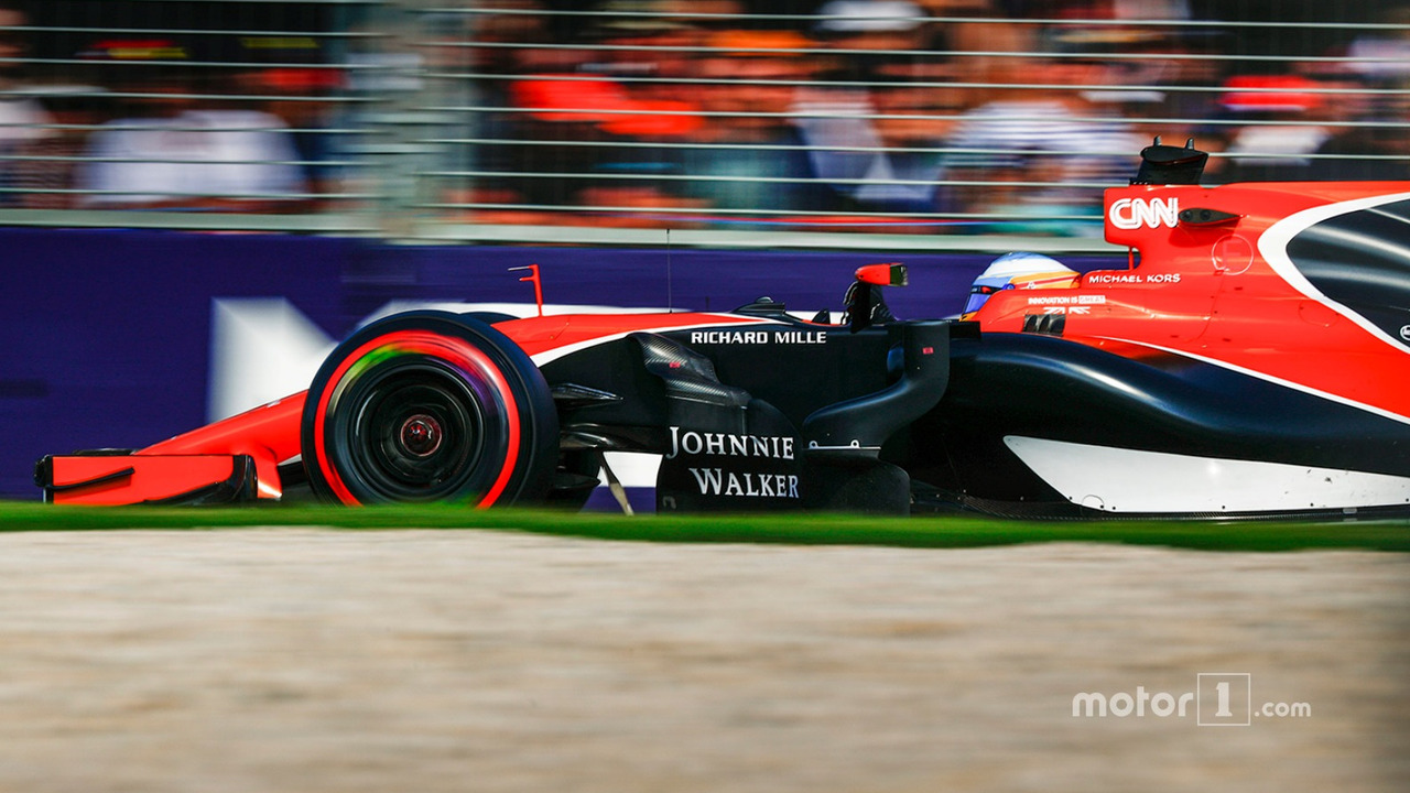 Fernando Alonso Mclaren Mcl32 1842686