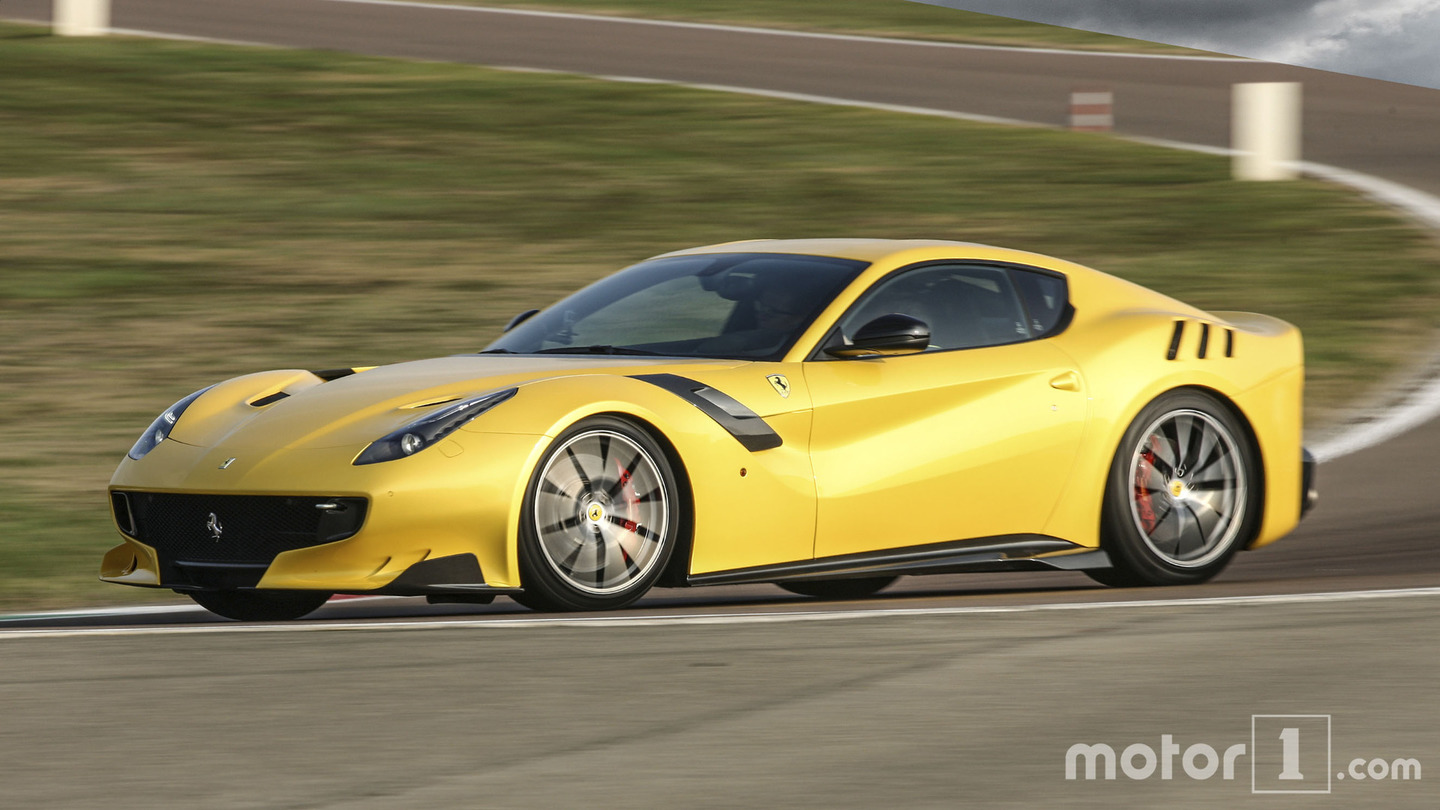 Discover the differences between the Ferrari 812 Superfast and F12tdf
