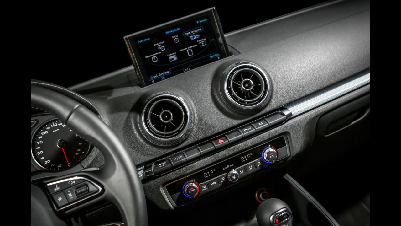 Teste CARPLACE: A3 Sportback é candidato a melhor hatch premium, mas o preço...
