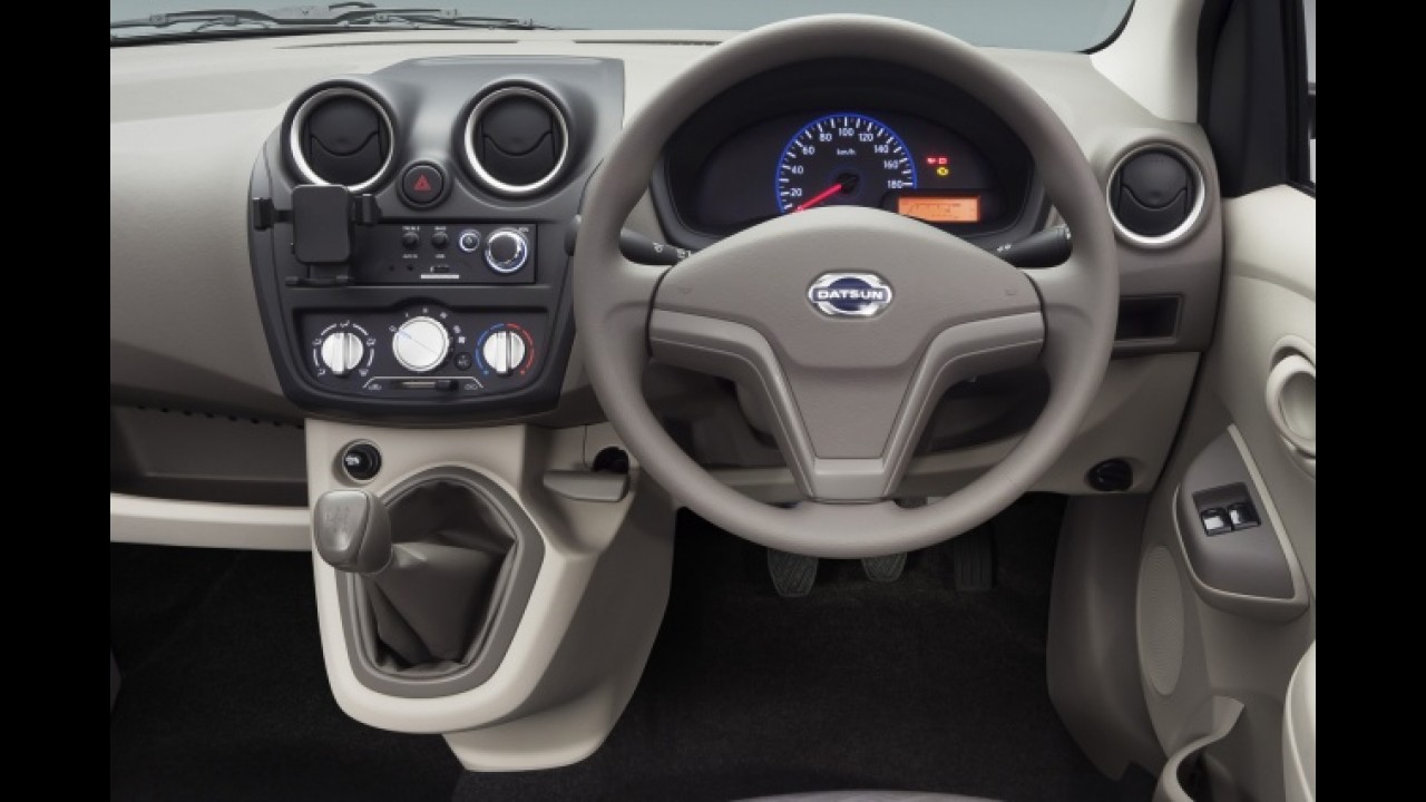 Cotado para o Brasil, Datsun Go, primo pobre do March, vai mal nas vendas