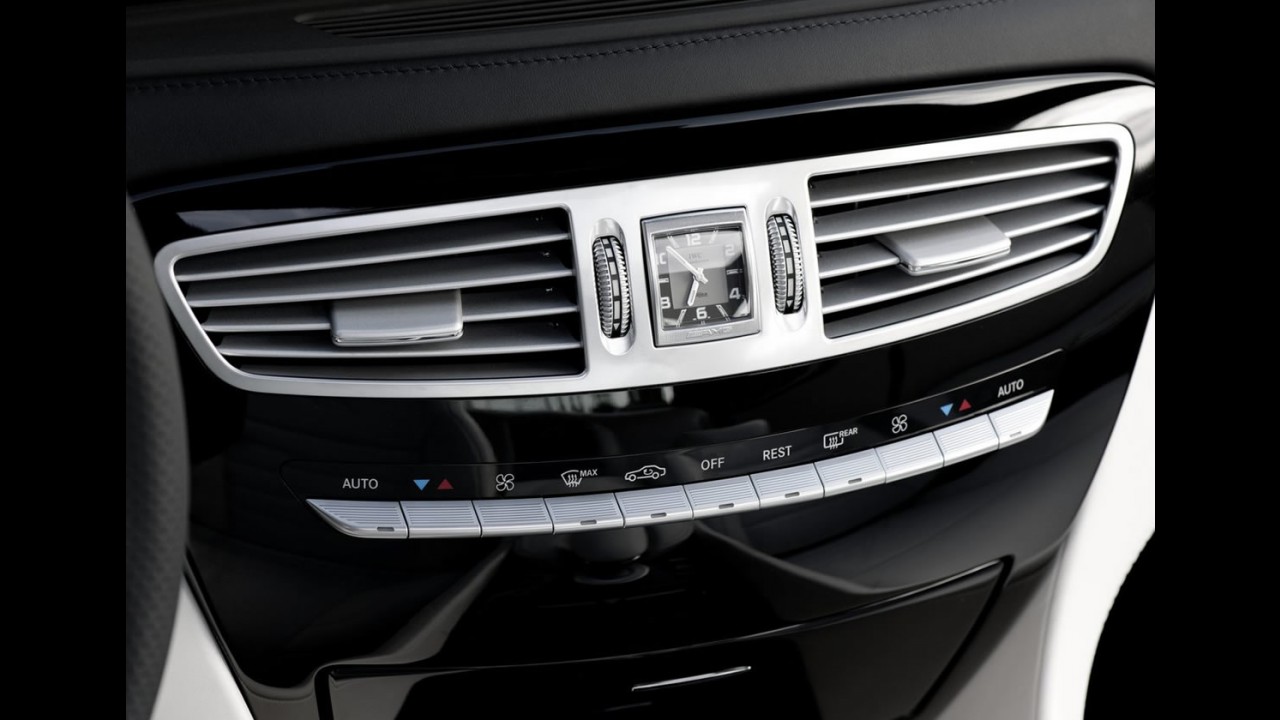 Mercedes-Benz CL63 e CL65 AMG 2011 - Modelo ganha motores mais potentes
