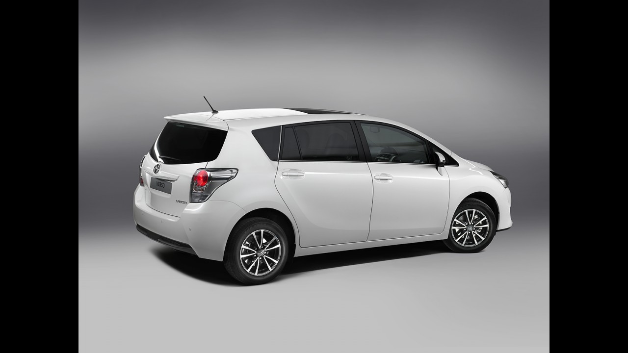 Toyota Verso 2013 reestilizado tem imagens divulgadas