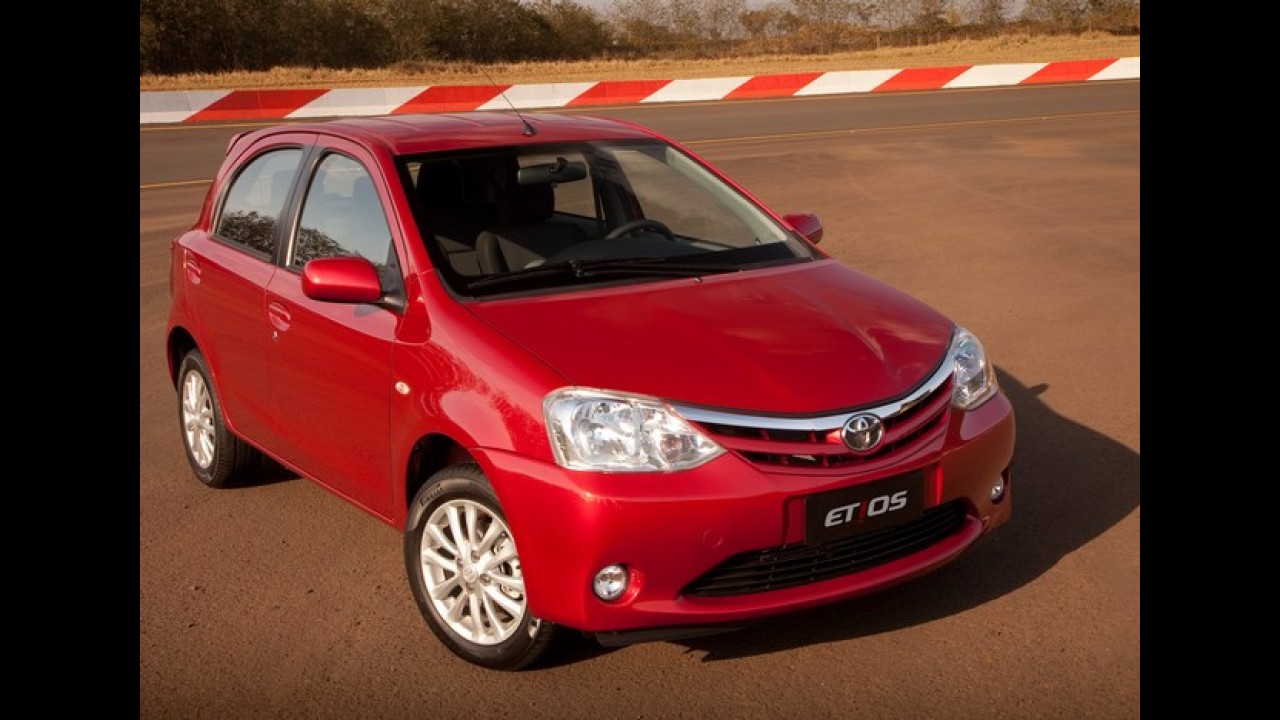 Toyota atinge 6,6 milhões de veículos vendidos em 2012