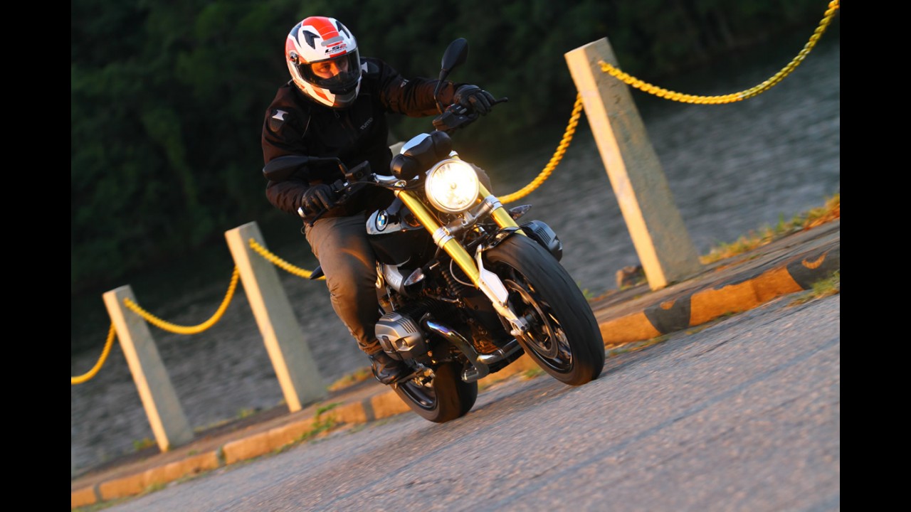 Avaliação: BMW R Nine T celebra o prazer de andar de moto