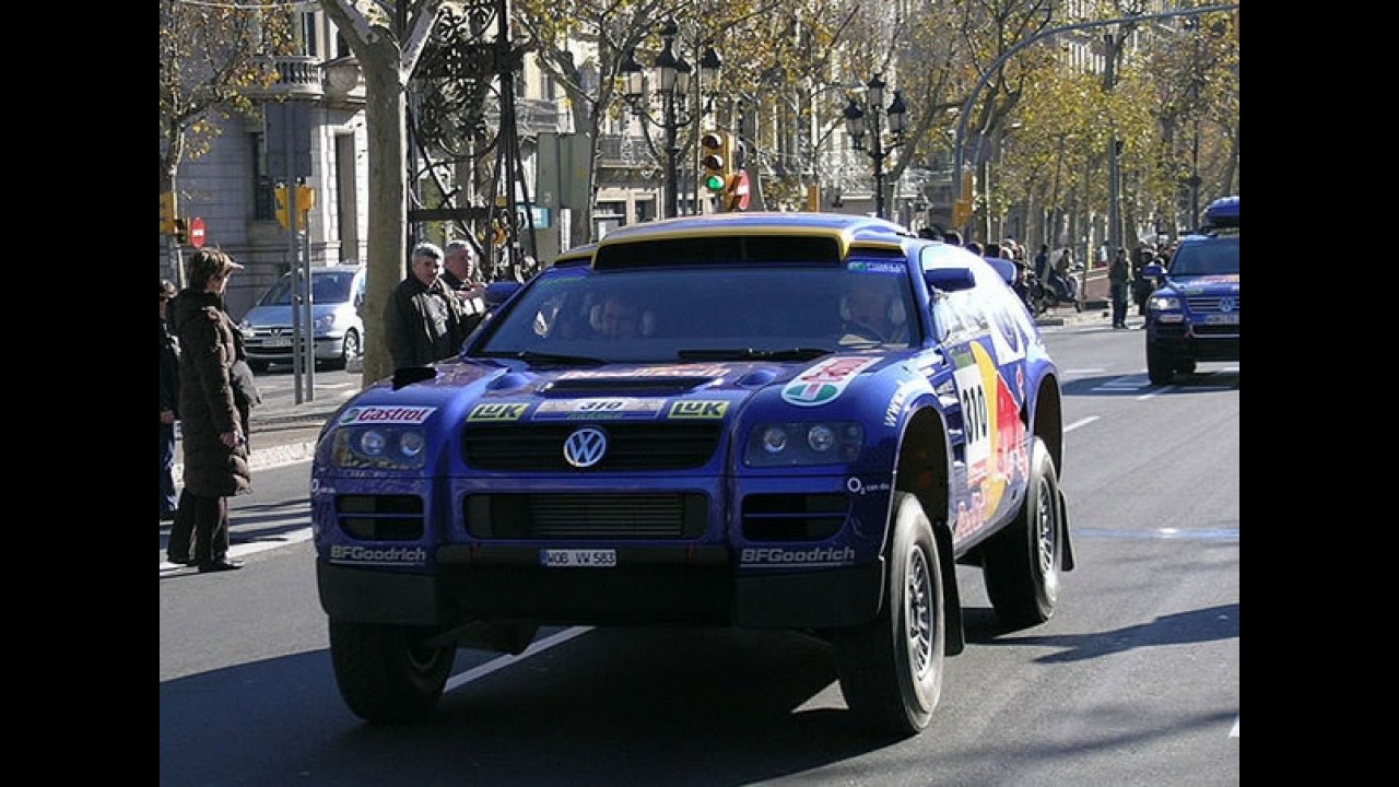 Rally Dakar 2011: Conheça o Race Toureg 3 e o Amarok da competição