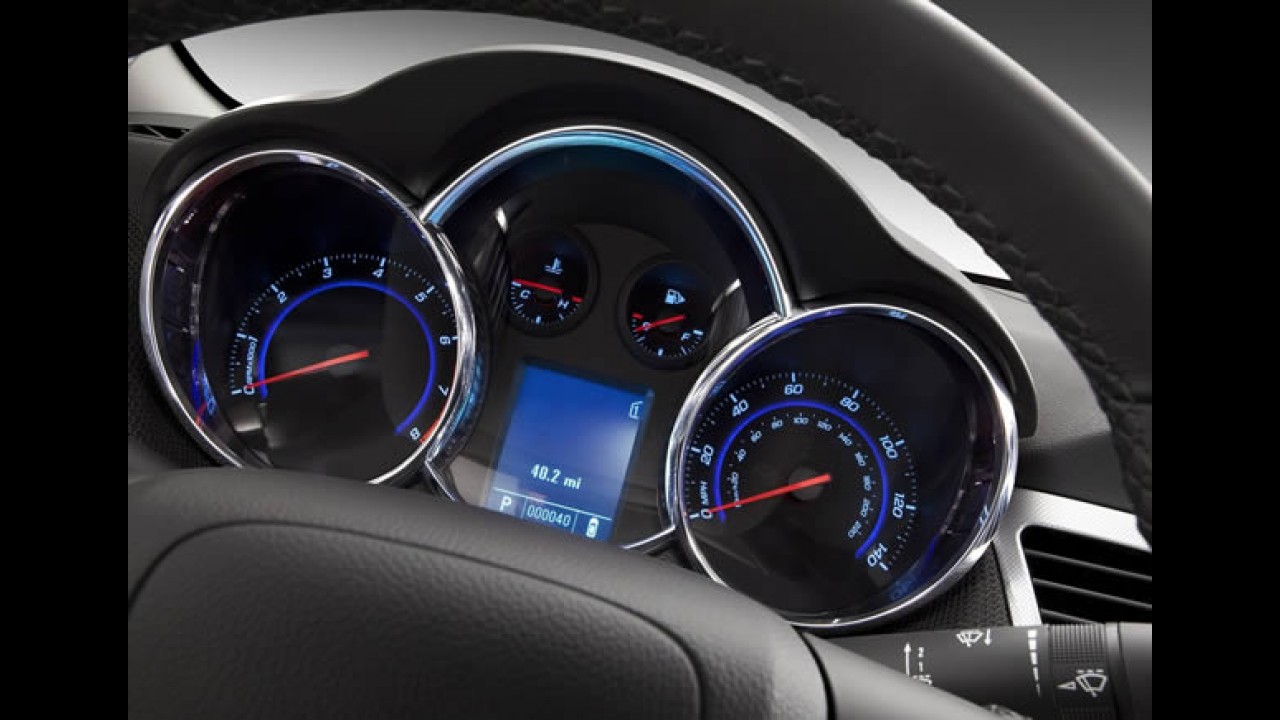 Chevrolet Cruze chega ao Brasil em agosto com motor 1.8 16V Ecotec Flex