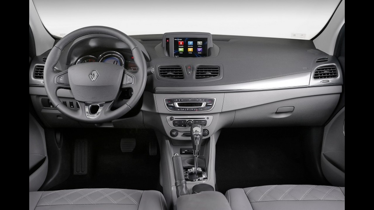 Renault Fluence 2015 chega com novo visual e mais itens por R$ 66.890