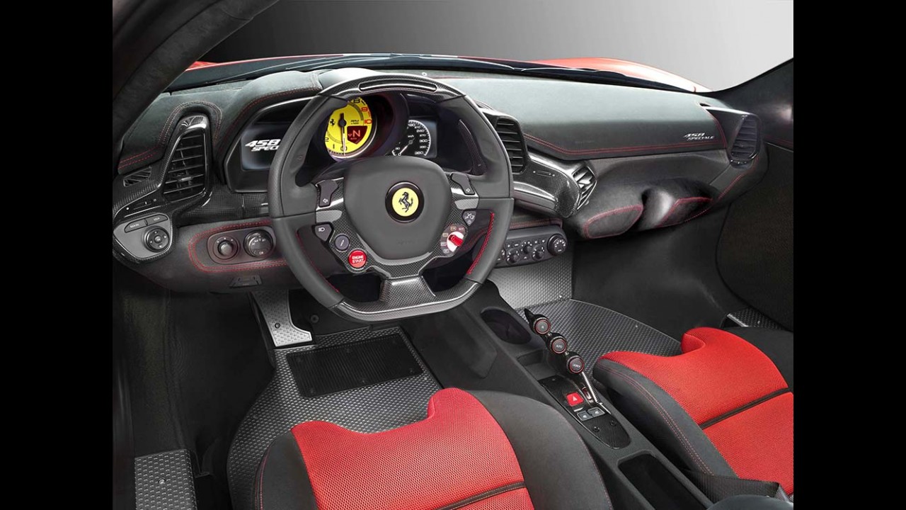 Ferrari apresenta F458 Speciale, com o motor V8 mais potente da marca